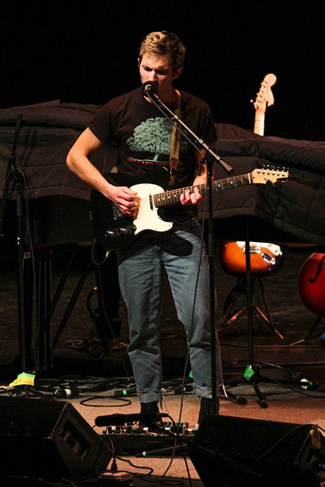 Jonathan Something preforms at the WVU Creative Arts Center. Photo by Julia Hillman. 