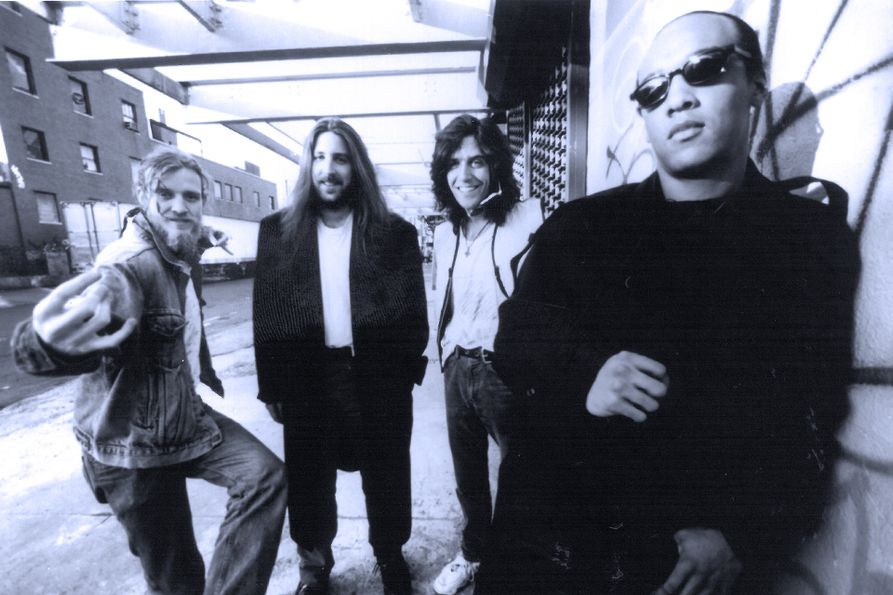 A photo of the members of the Spin Doctors