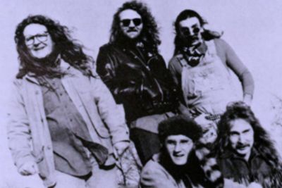 Publicity photo of the members of The Kentucky Headhunters in 1991
